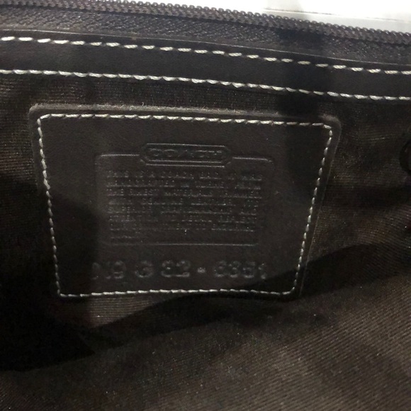 Vintage coach mini hobo - Picture 3 of 4